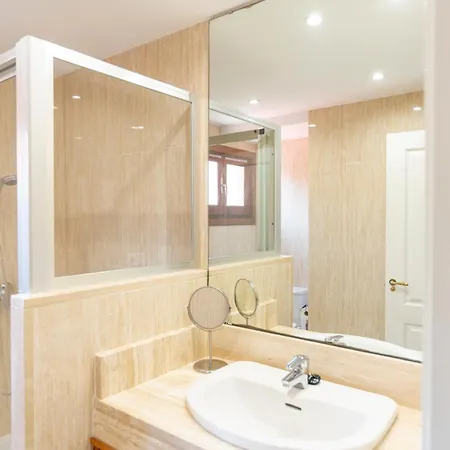 Lu&cia Limonar Playa Apartment Malaga